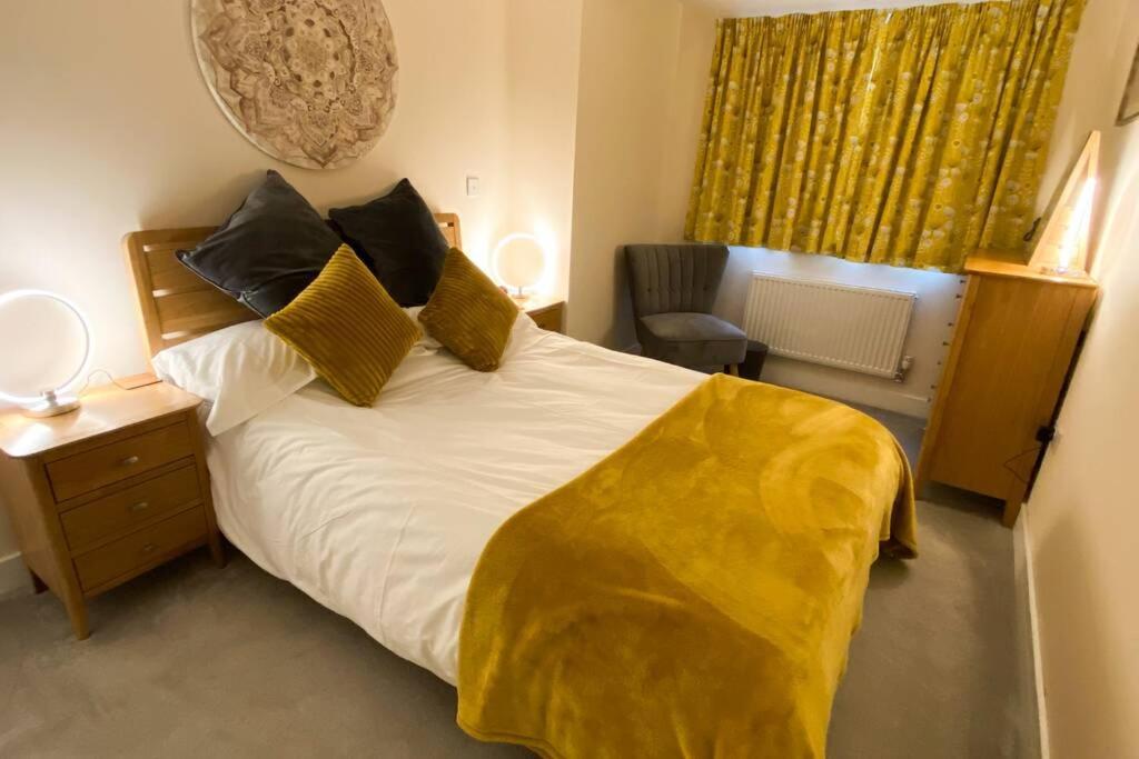 13 The Grosvenor, Luxury Flat, Central Newmarket, Ньюмаркет Экстерьер фото